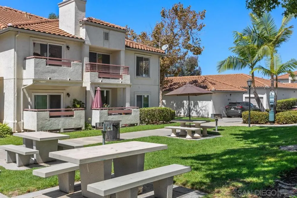320 Isthmus #27 Oceanside, CA 92058