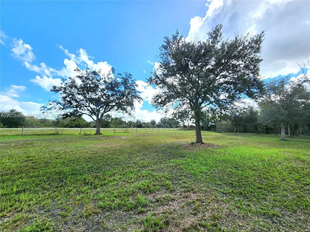 19218 NW 302 st Okeechobee, FL 34972