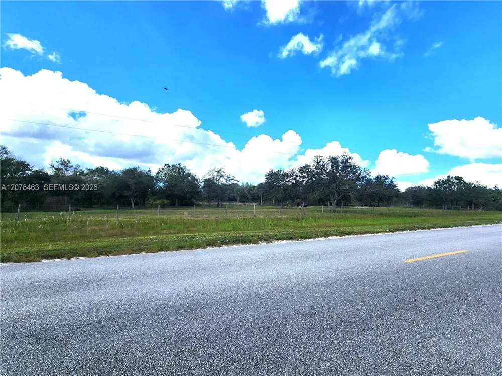 19218 NW 302 st Okeechobee, FL 34972