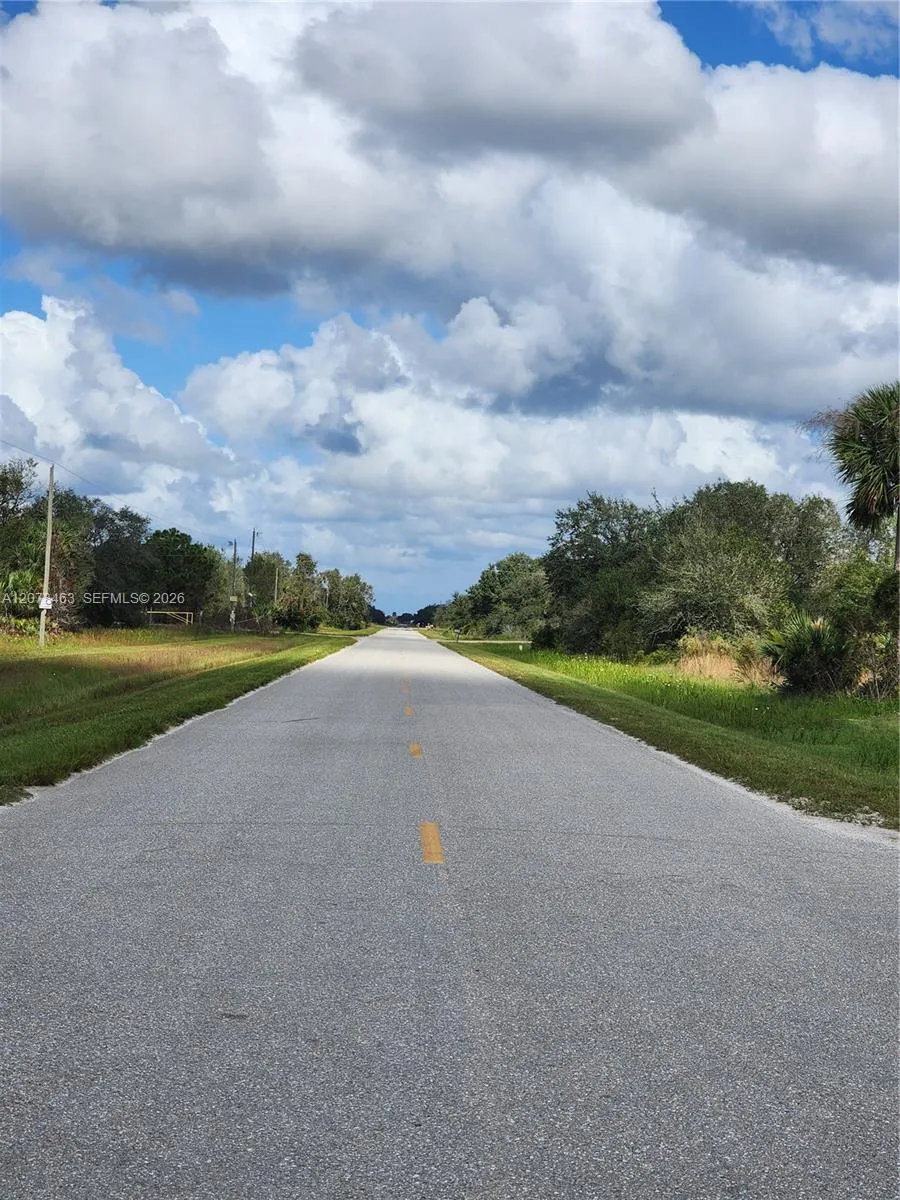 19218 NW 302 st Okeechobee, FL 34972