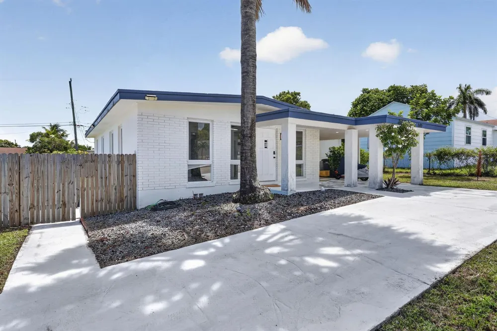840 Bradley Street West Palm Beach, FL 33405