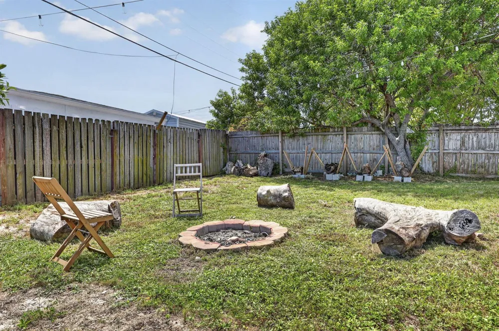 840 Bradley Street West Palm Beach, FL 33405