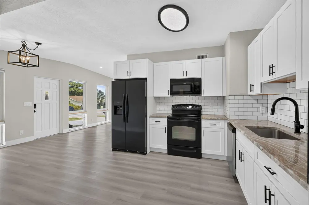840 Bradley Street West Palm Beach, FL 33405