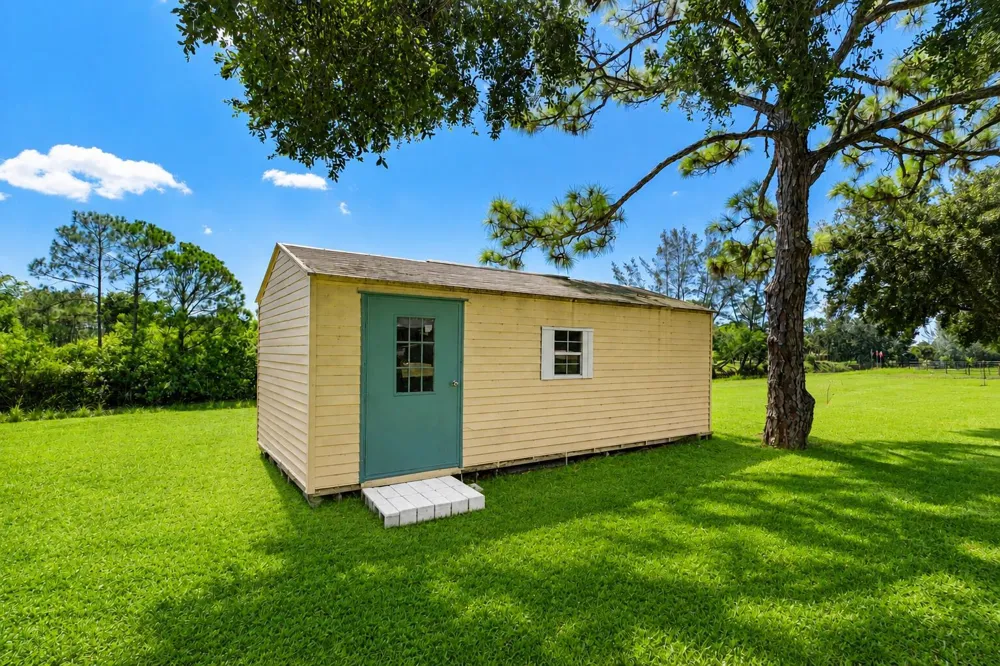 17037 92nd Lane Loxahatchee, FL 33470