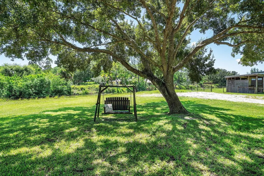17037 92nd Lane Loxahatchee, FL 33470