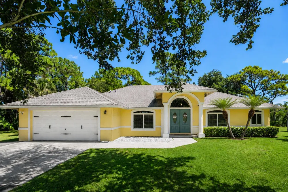 17037 92nd Lane Loxahatchee, FL 33470