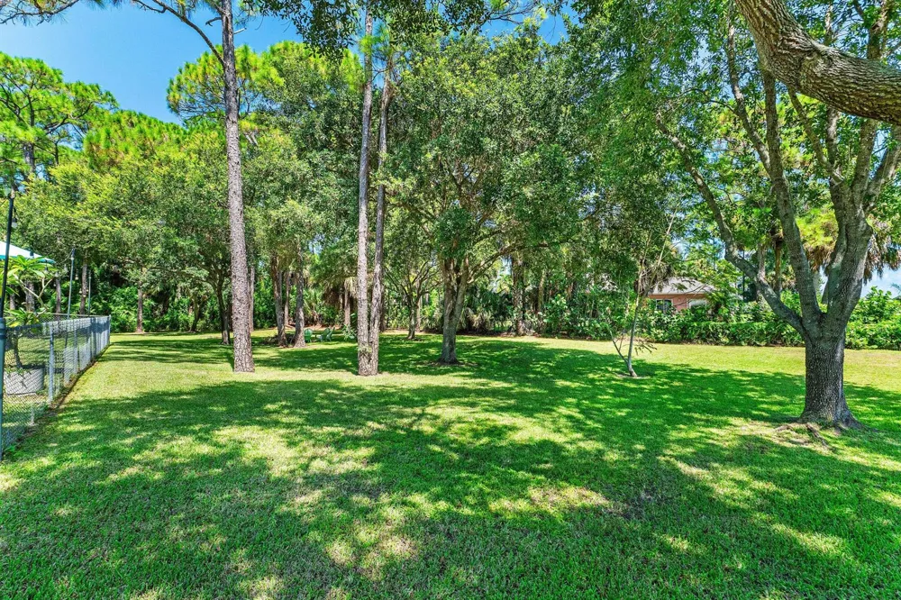 17037 92nd Lane Loxahatchee, FL 33470