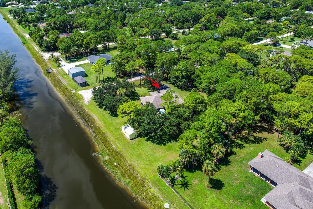 17037 92nd Lane Loxahatchee, FL 33470