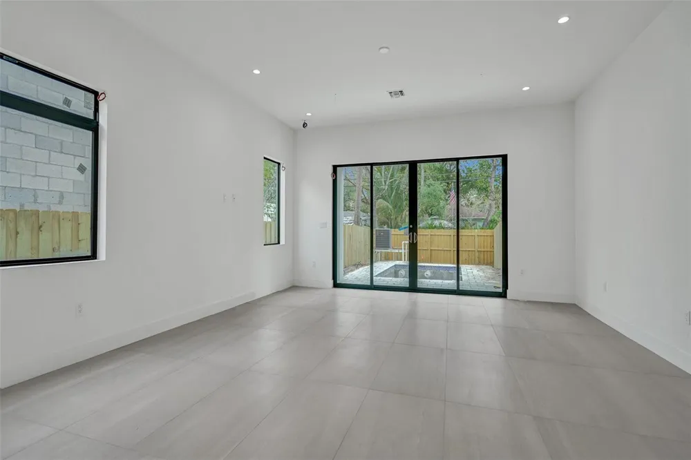 606 SW 7TH AVENUE Fort Lauderdale, FL 33315