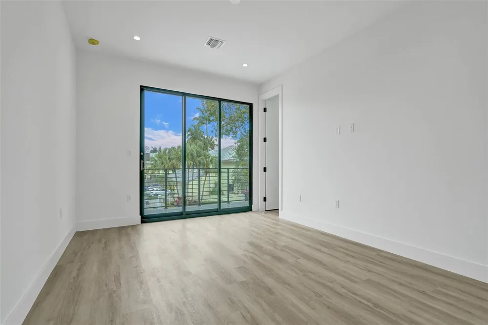 606 SW 7TH AVENUE Fort Lauderdale, FL 33315