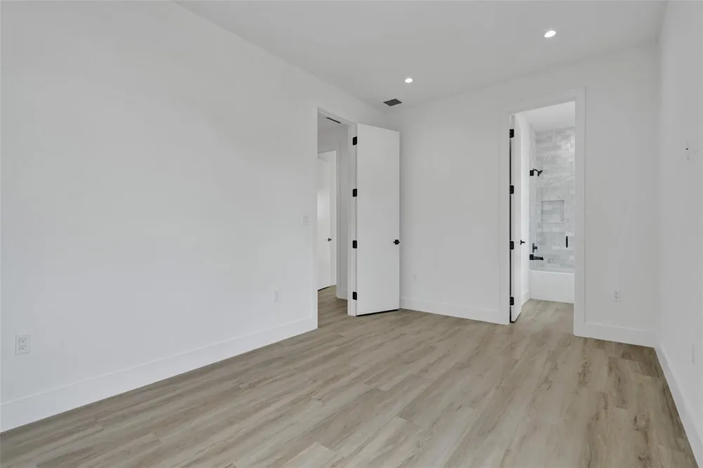 606 SW 7TH AVENUE Fort Lauderdale, FL 33315