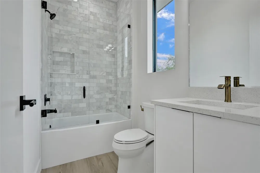 606 SW 7TH AVENUE Fort Lauderdale, FL 33315
