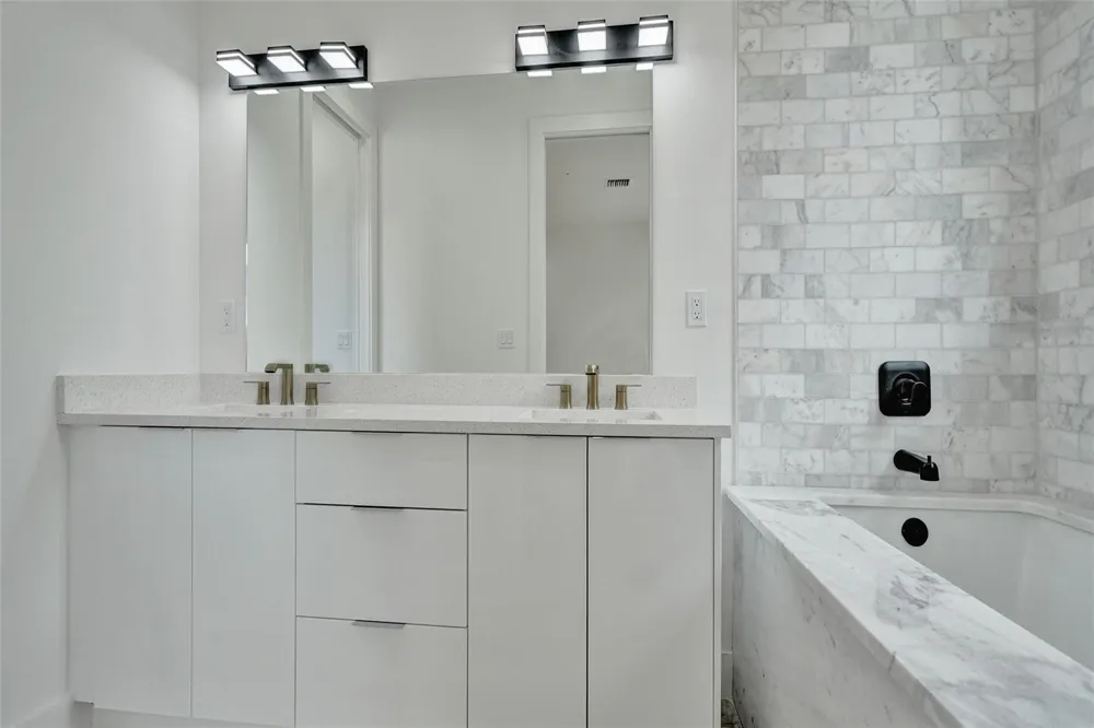 606 SW 7TH AVENUE Fort Lauderdale, FL 33315