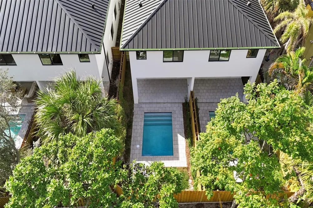 606 SW 7TH AVENUE Fort Lauderdale, FL 33315