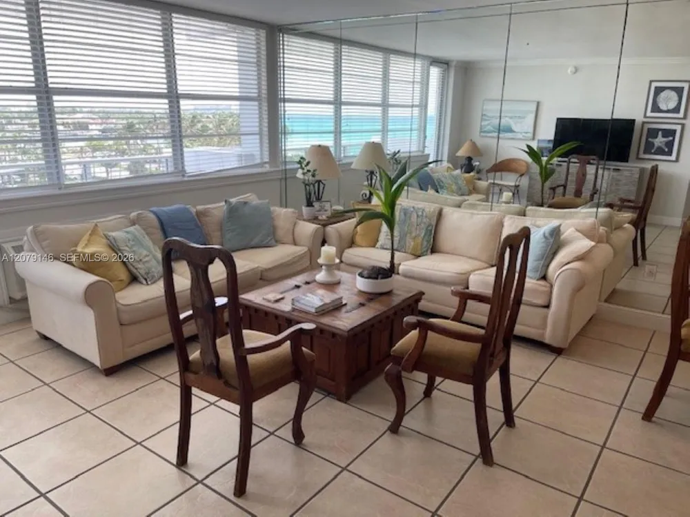 5313 COLLINS AV #710 Miami Beach, FL 33140