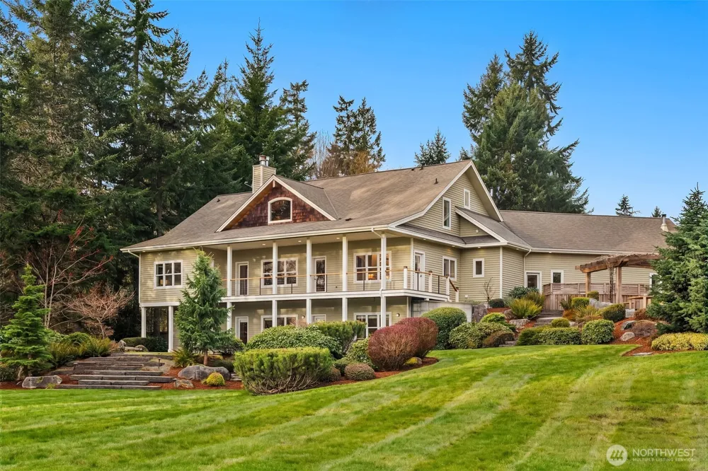 18106 115th Avenue SW Vashon, WA 98070
