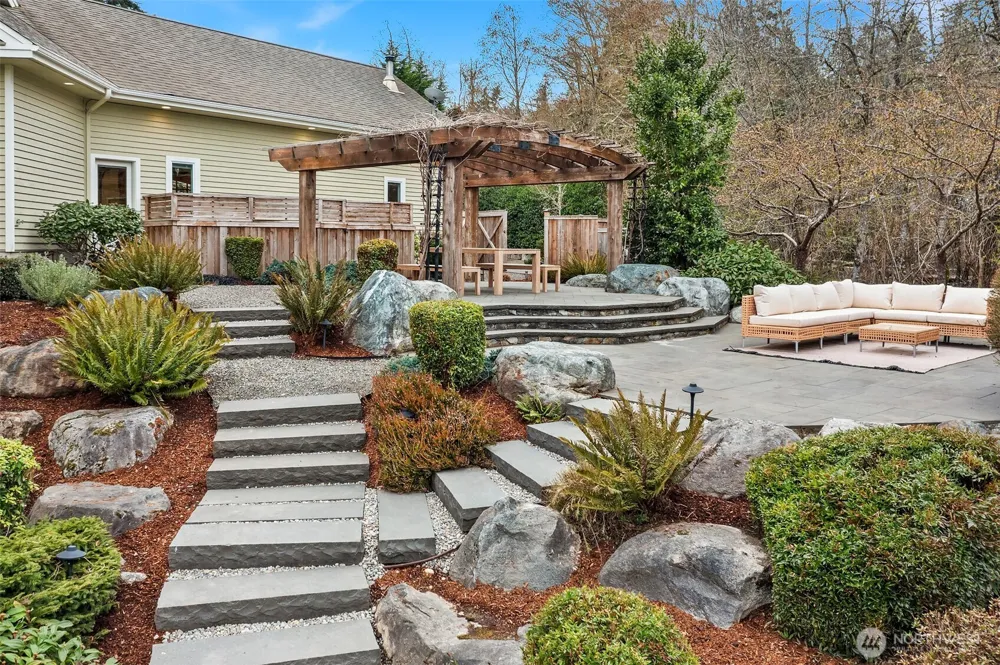 18106 115th Avenue SW Vashon, WA 98070