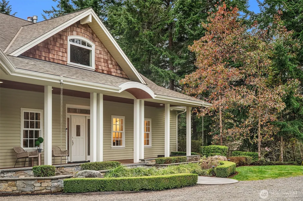 18106 115th Avenue SW Vashon, WA 98070