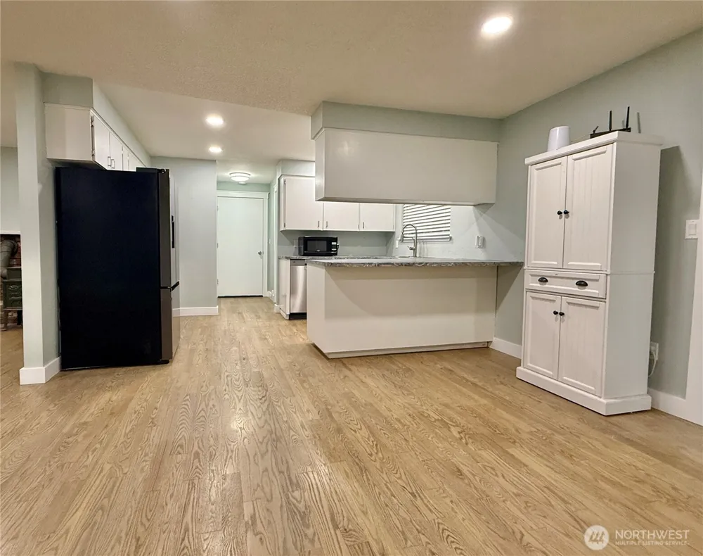 31719 41st Avenue E Eatonville, WA 98328