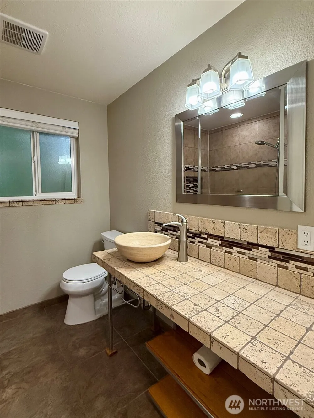31719 41st Avenue E Eatonville, WA 98328