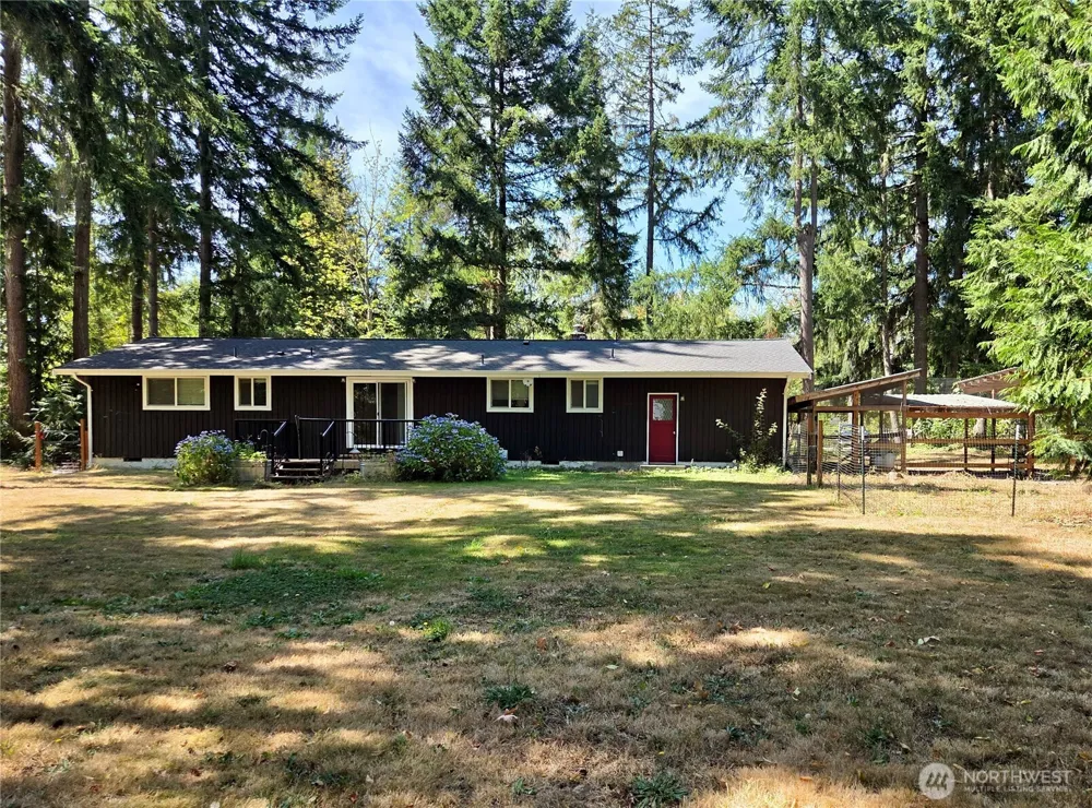 31719 41st Avenue E Eatonville, WA 98328