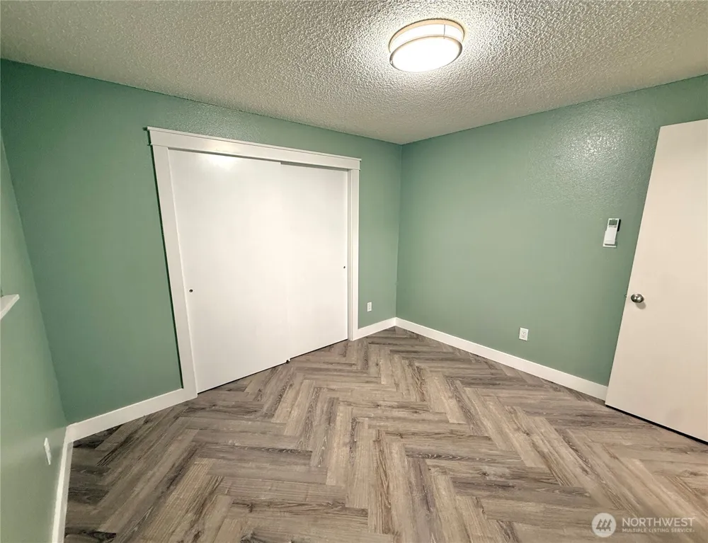 31719 41st Avenue E Eatonville, WA 98328