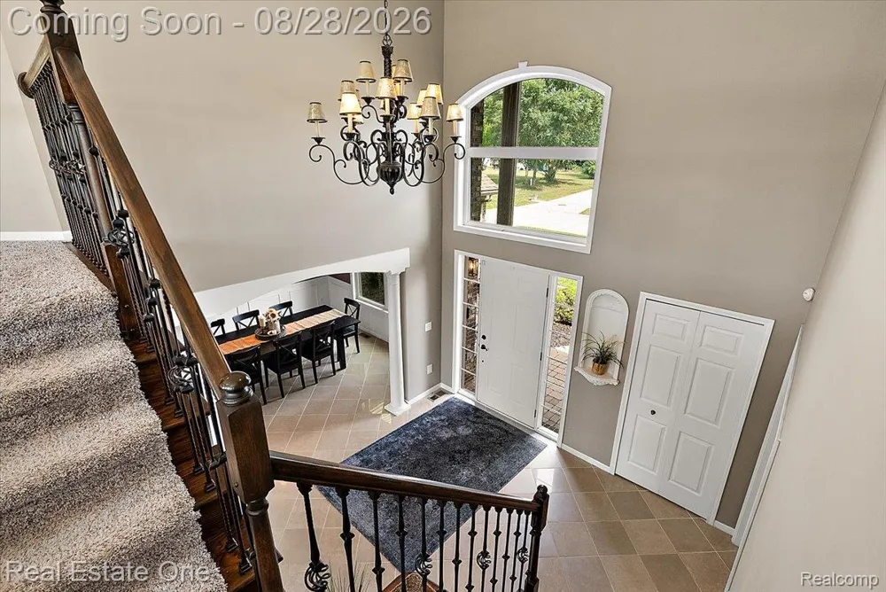53883 Viar Drive Shelby Charter Township, MI 48315