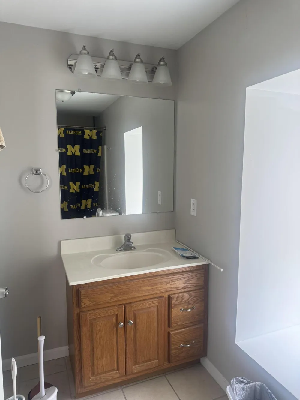 121 E Isabelle Street Belding City, MI 48809
