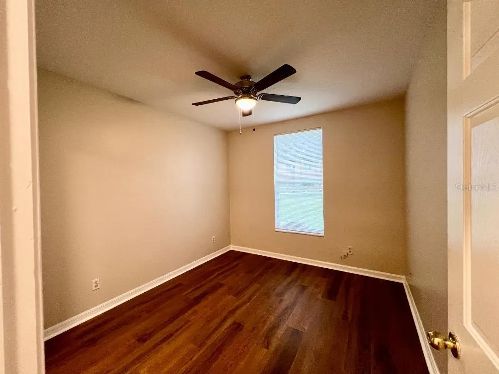 30202 SWINFORD LANE Wesley Chapel, FL 33543