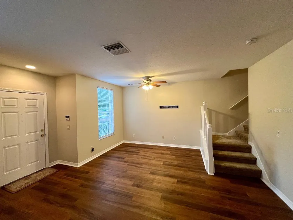 30202 SWINFORD LANE Wesley Chapel, FL 33543