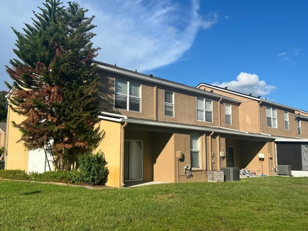 30202 SWINFORD LANE Wesley Chapel, FL 33543