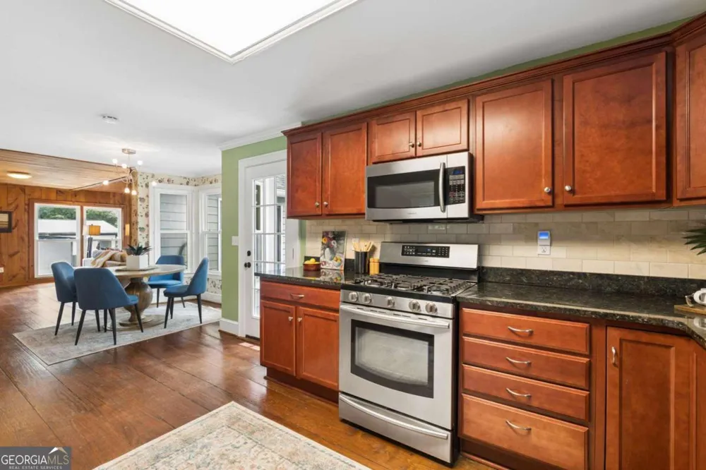 528 Powder Springs ST SE Smyrna, GA 30082