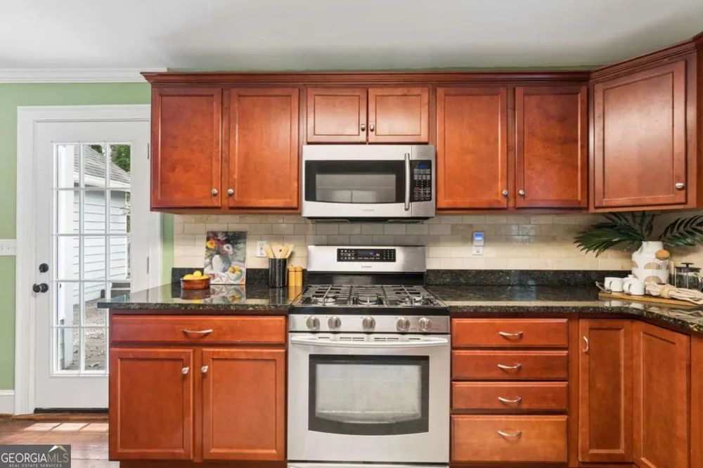 528 Powder Springs ST SE Smyrna, GA 30082
