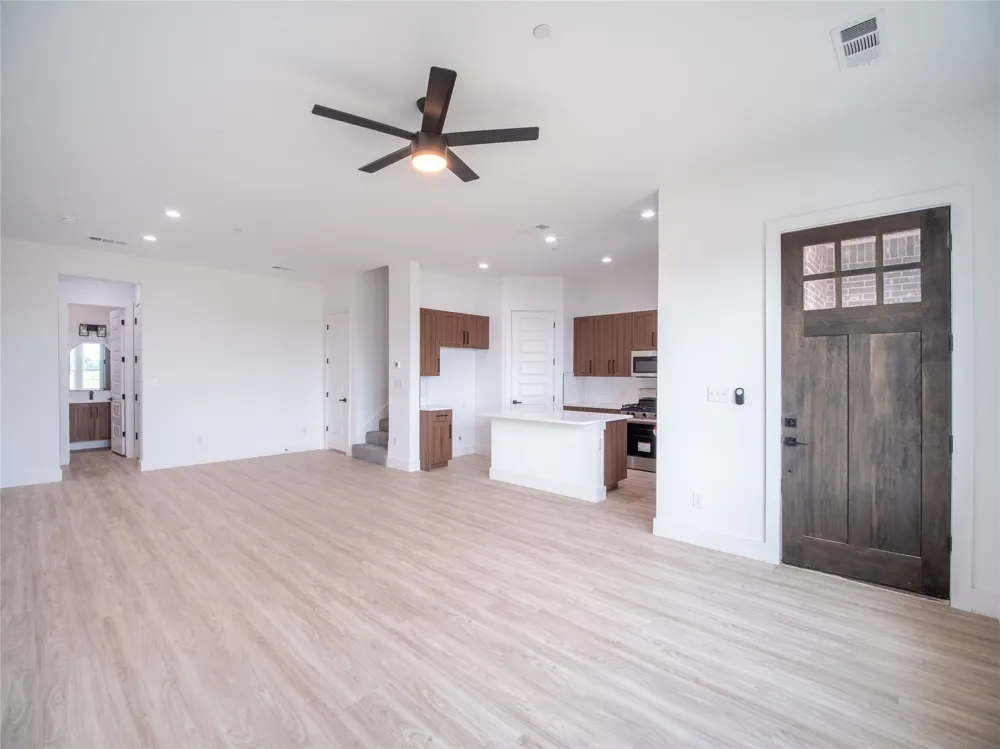 3453 Sanjeev Drive Irving, TX 75060