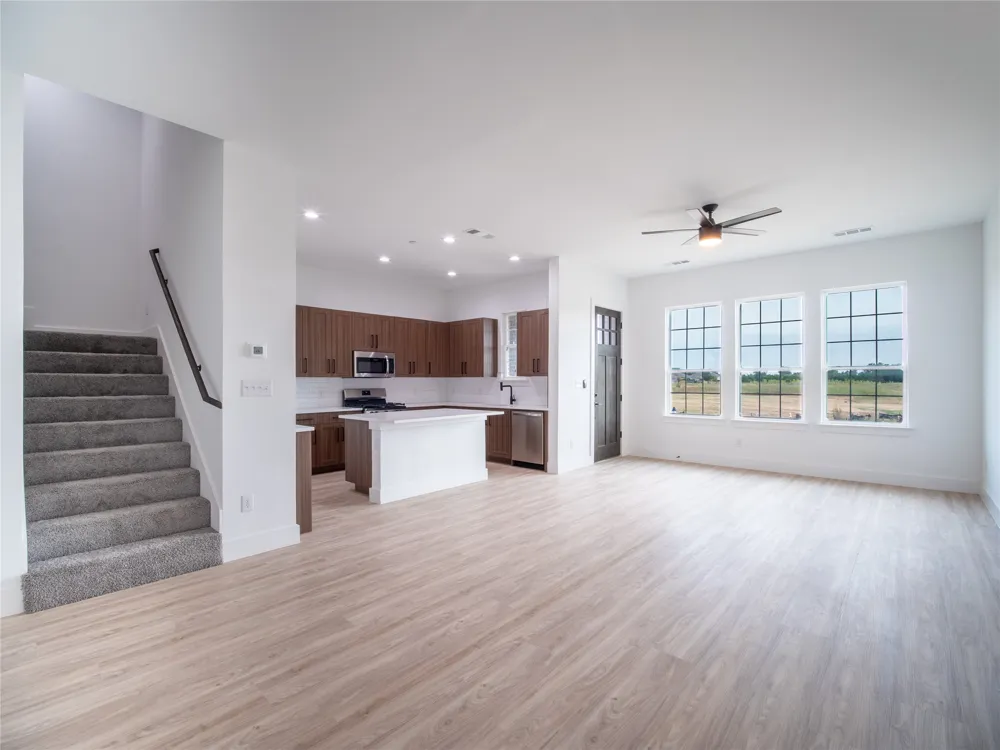 3453 Sanjeev Drive Irving, TX 75060