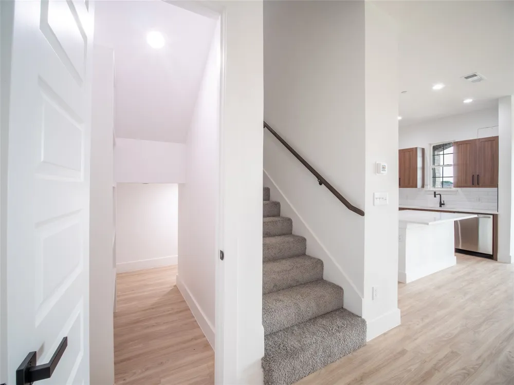 3453 Sanjeev Drive Irving, TX 75060