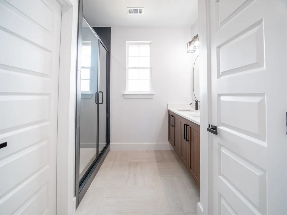 3453 Sanjeev Drive Irving, TX 75060