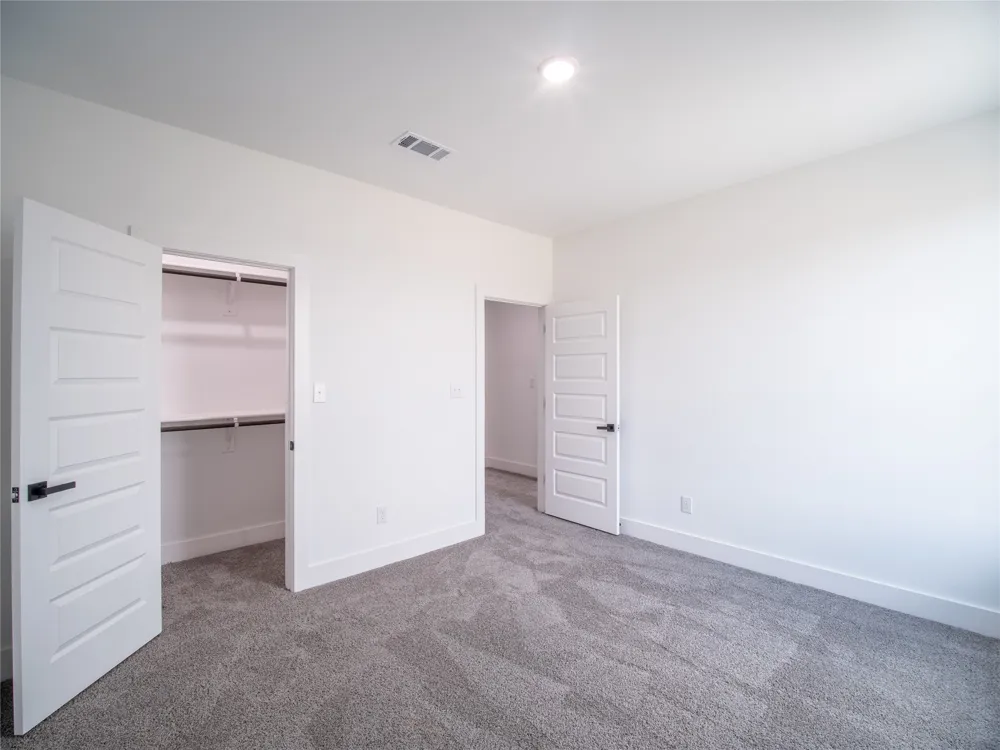 3453 Sanjeev Drive Irving, TX 75060
