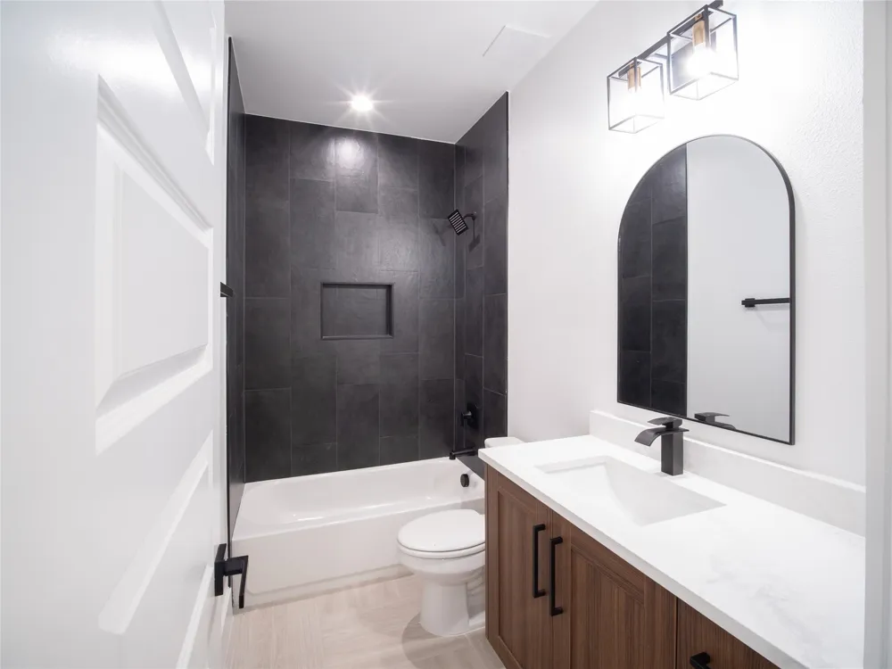 3453 Sanjeev Drive Irving, TX 75060