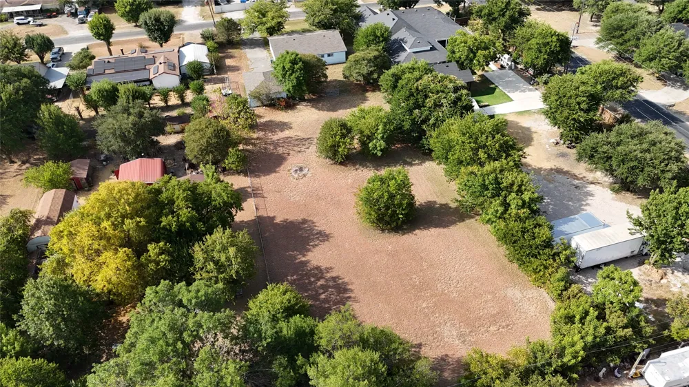 804 Preston Road Red Oak, TX 75154