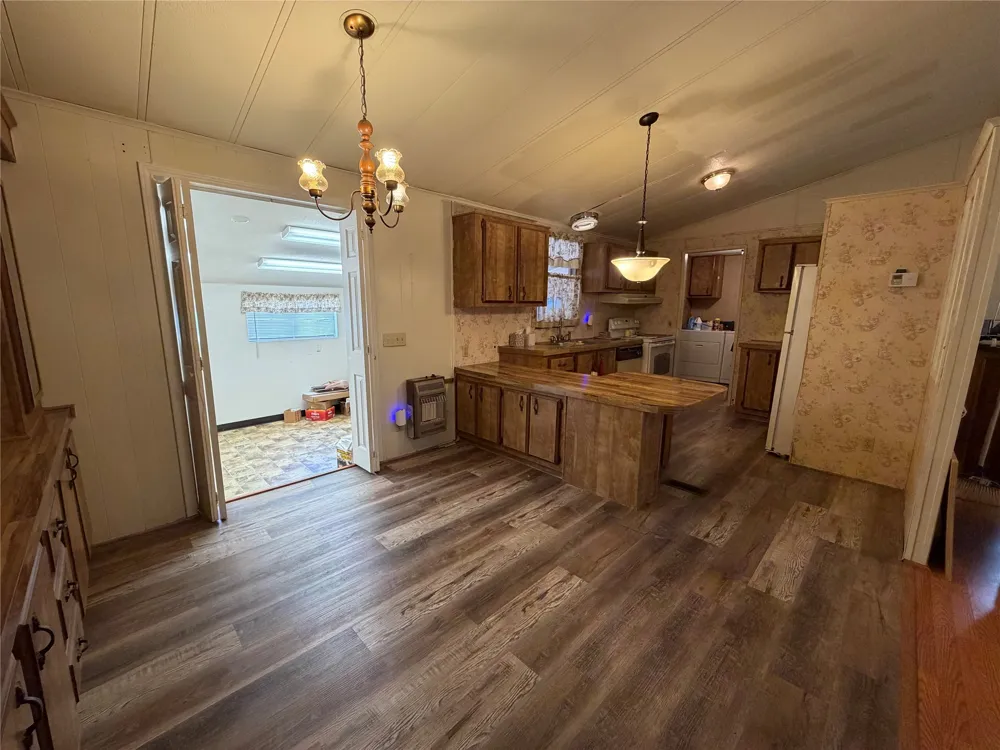 804 Preston Road Red Oak, TX 75154