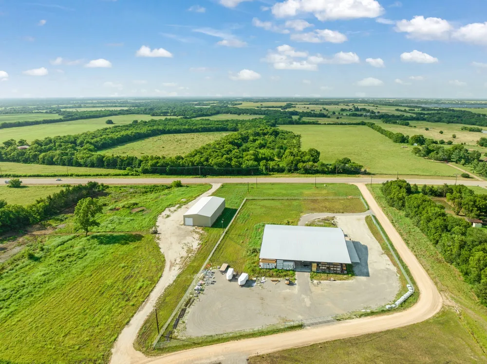 12931 HWY 82 W Brookston, TX 75421