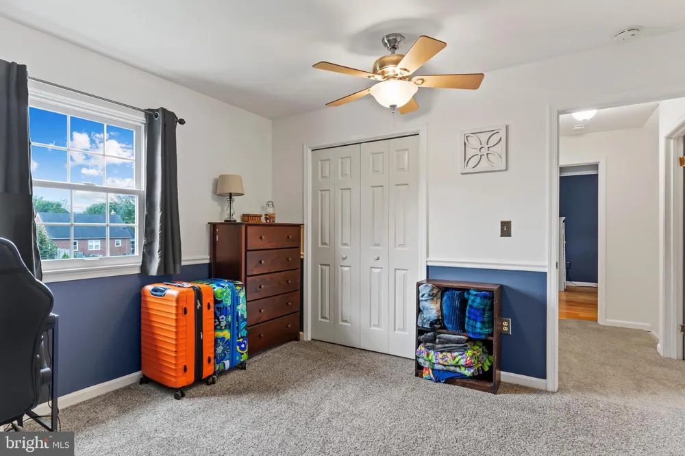116 GREENBRIAR LANE Dillsburg, PA 17019
