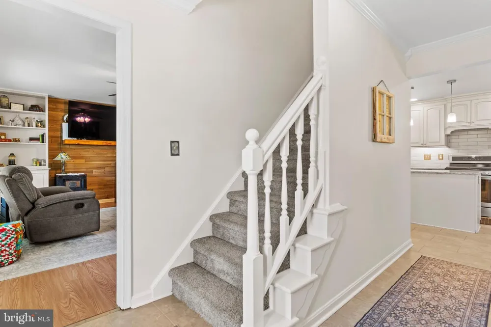 116 GREENBRIAR LANE Dillsburg, PA 17019