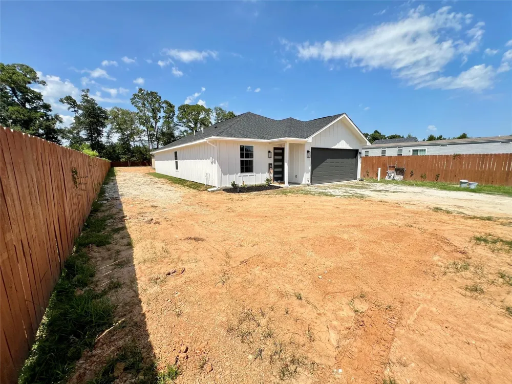 253 Road 5263 Cleveland, TX 77327