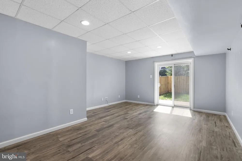 6754 DUCKETTS LANE #33-8 Elkridge, MD 21075