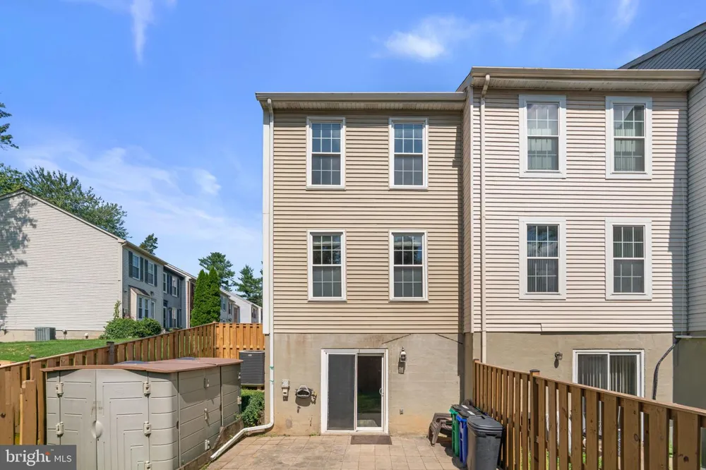 6754 DUCKETTS LANE #33-8 Elkridge, MD 21075