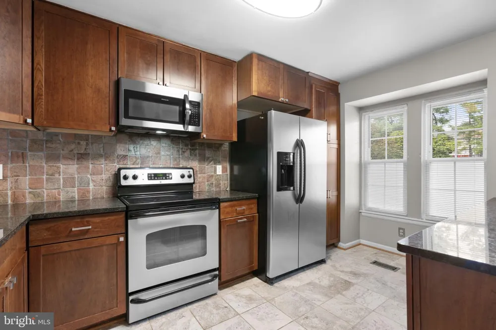 6754 DUCKETTS LANE #33-8 Elkridge, MD 21075