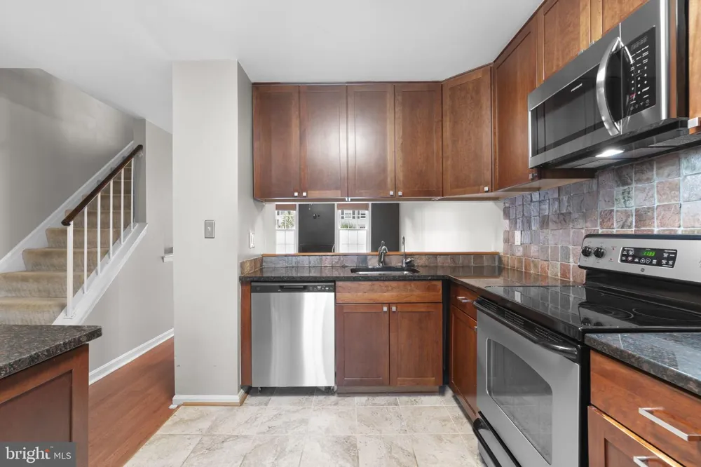 6754 DUCKETTS LANE #33-8 Elkridge, MD 21075