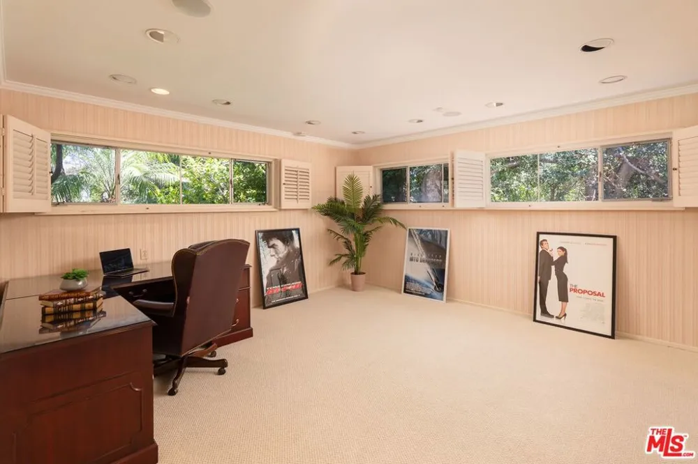 521 Rexford Drive Beverly Hills, CA 90210